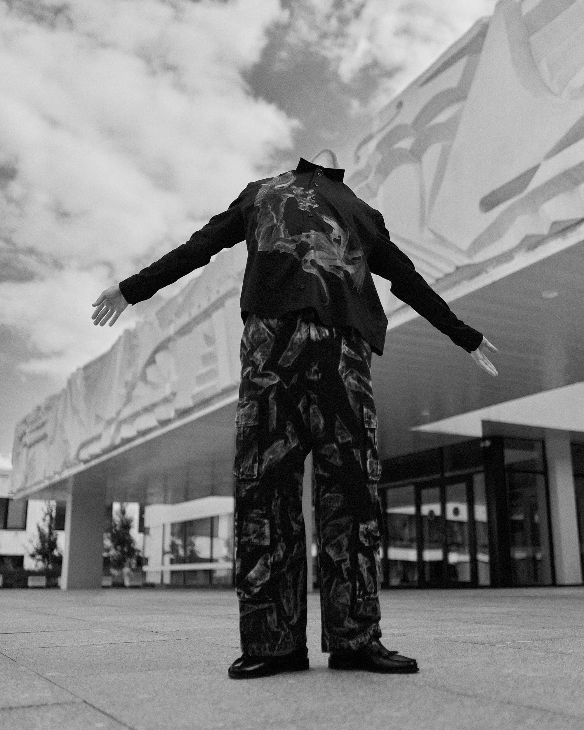 251A1914 чб - split