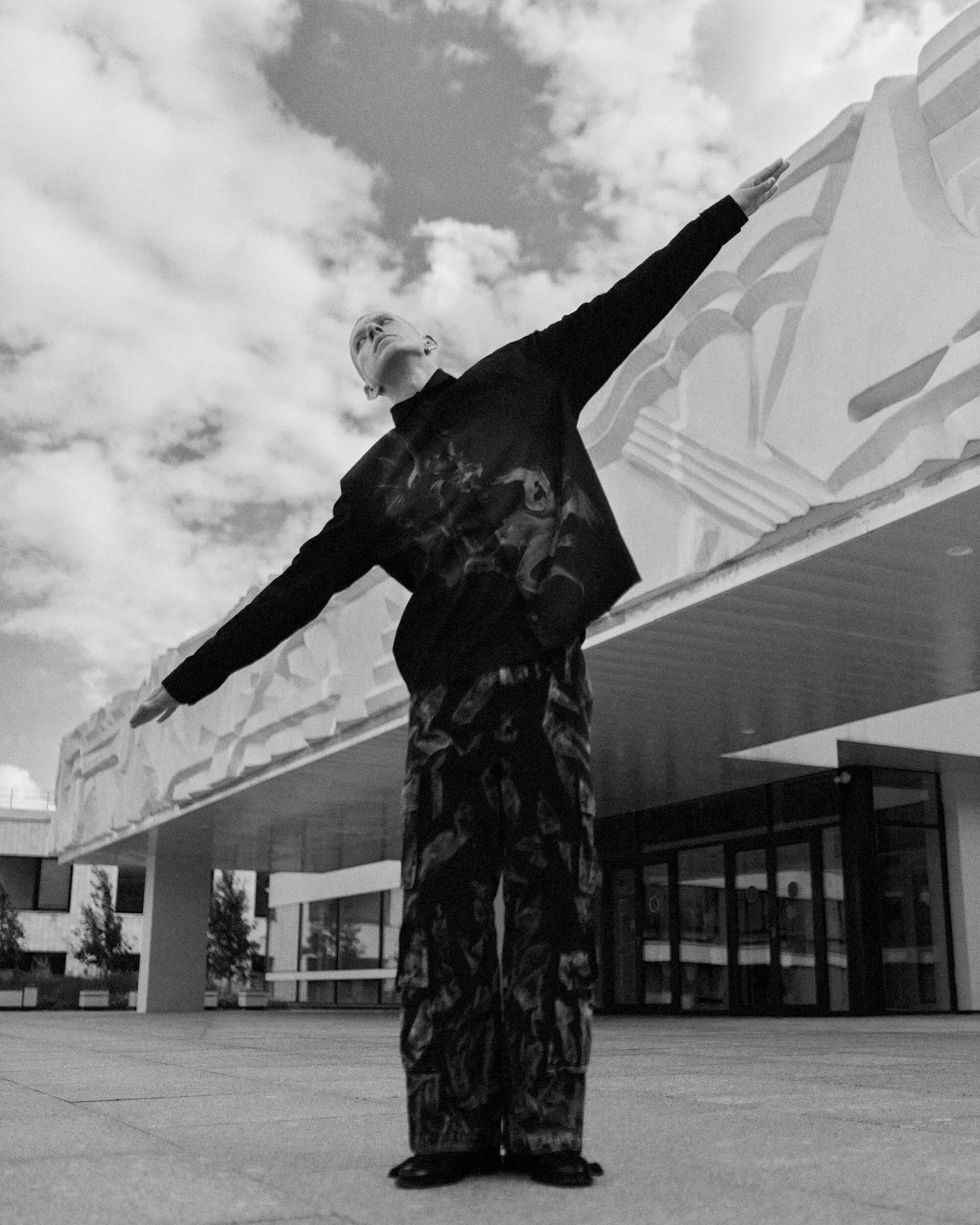 251A1963 чб - split